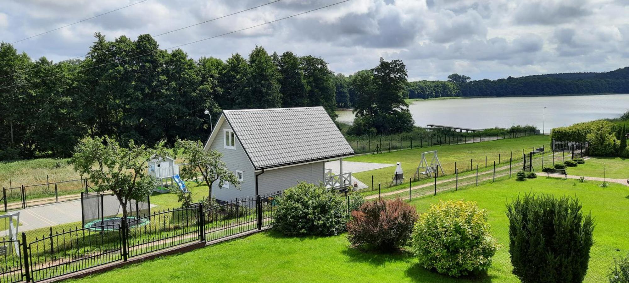 Szary Domek Nad Jeziorem 2 Kołczewo Exterior foto